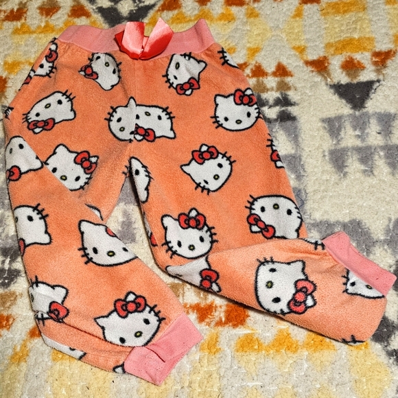 Hello Kitty pj pants Size 4T - Picture 1 of 5